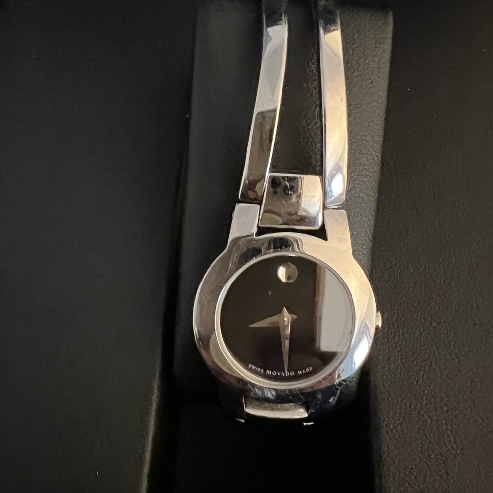 Authentic Movado watch - Picture 4 of 5